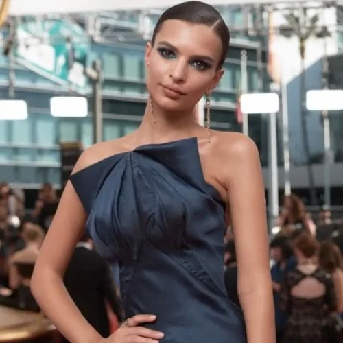 Emily Ratajkowski Height: How Tall is The American Model?