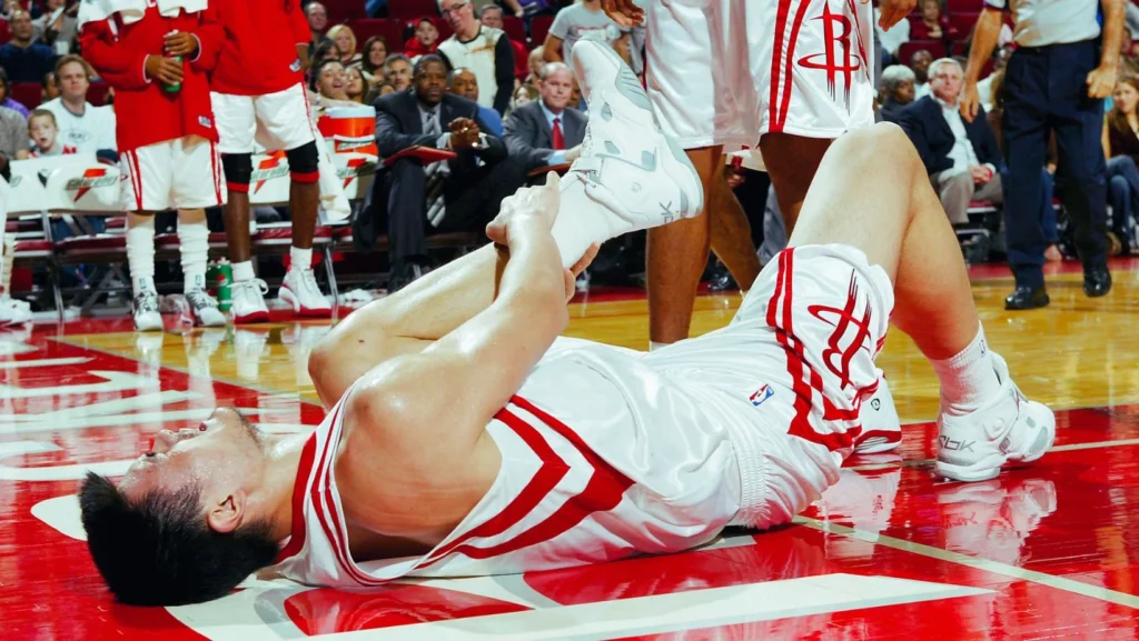 Injuries To Yao Ming, Yao Ming Height | How Tall Is Yao Ming?