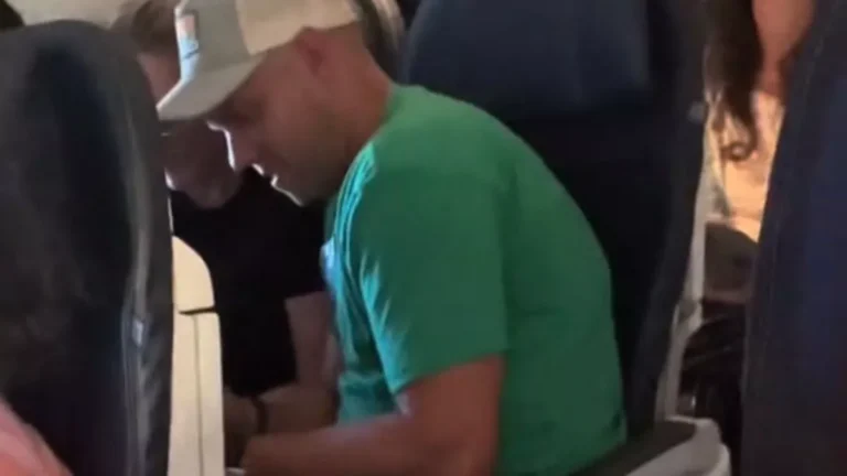 man cheating on airplane